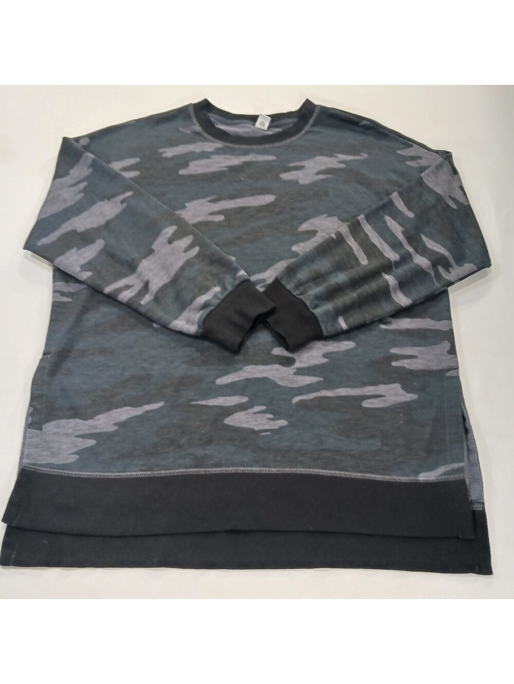 Old Navy 703476-06 Women's Black/Gray Camo Pullover Sweatshirt Size Medium